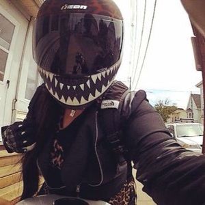 Meet your Posher, Yoeun